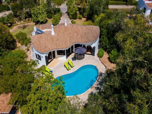 Moorish Style Carvoeiro Villa - 3 Bedrooms - Villa Azure Vista - Private Swimming Pool and Close to Amenities - Algarve