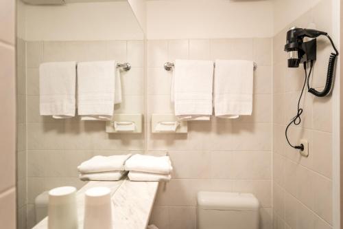 Antares Apartments - image 4