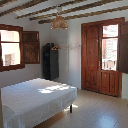 El Albergue Cirat in Cirat