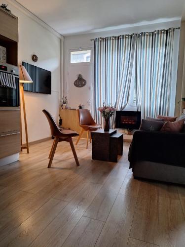 BEAUTIFUL apartment , beach 3 min walk , free parking, near Negresco, Nice (photo 8)