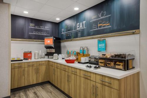 Hampton Inn Linden - image 6