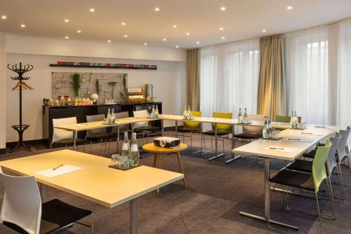 Vienna House Easy Leipzig - image 10