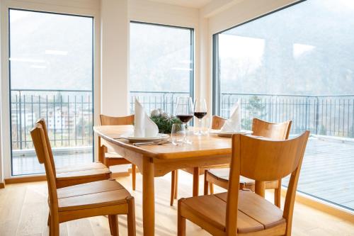  Penthouse Visp - mit großer Dachterasse und Panoramablick in Visp