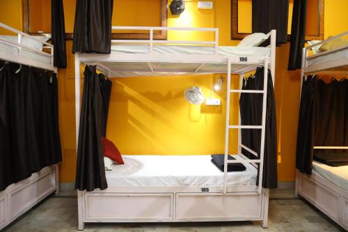 Bunk Bed in Mixed Dormitory Room room in SantKripa Backpackers 400 Mtr from Railway station