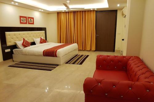 Greenleaf Apartment and Suites, Kalkaji