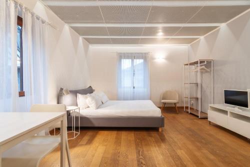 easyhomes - Spiga Suite, Mediolan