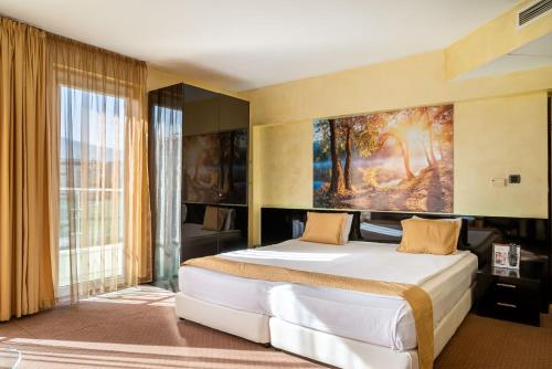 Europe Hotel - image 5