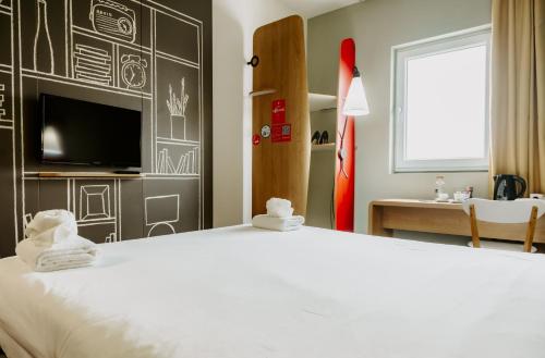 Ibis Sofia Airport Hotel - image 7