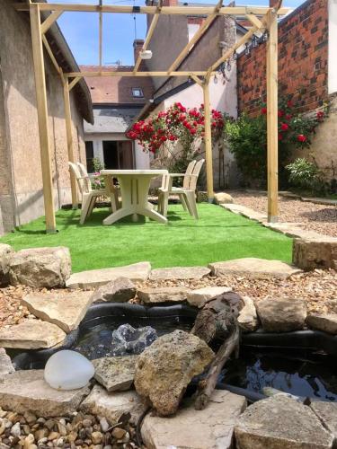 Les Mariniers in Chateauneuf-sur-Loire