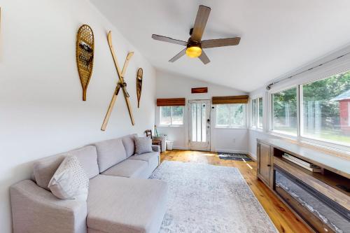 Retreat on the Pond in Chestertown, USA