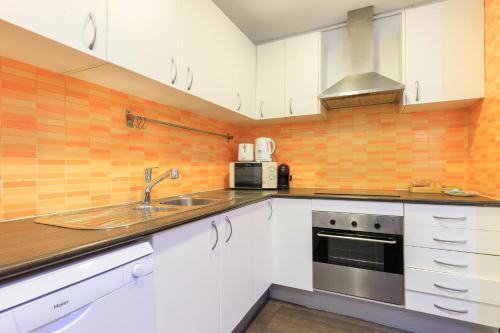 Three-Bedroom Apartment image 5