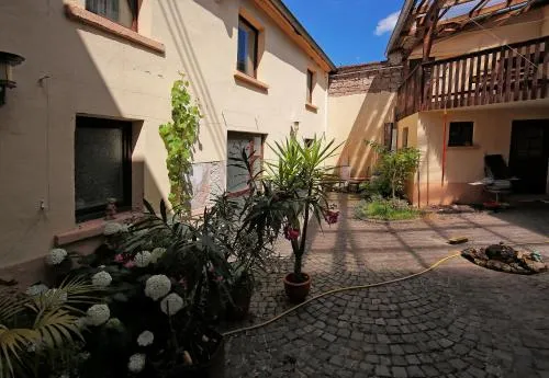 Ferienwohnung Rolandseck 2 Hauptstraße 42 a in Wahnwegen, Deutschland