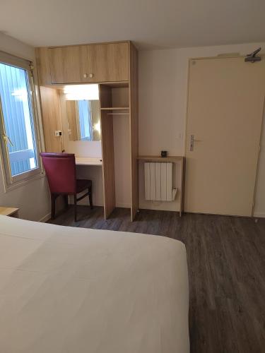 FASTHOTEL PARIS OUEST BOUAFLE - image 9