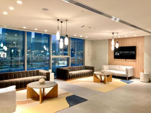 Luxurious 1-bedroom With Skyline View In Downtown Views Ii, Dubai (photo 7)