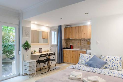 Renovated and cozy apartment close to metro