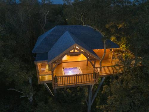 Cabane de Prestige avec Jacuzzi et Sauna privatifs - Alzonne