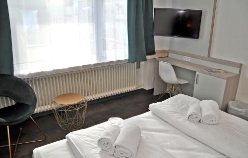 Large Double Room
