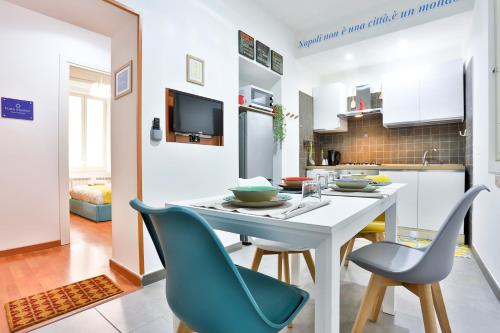 Porta Medina Apartment, Неаполь