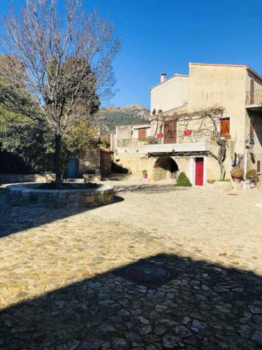 Maison de village à 10 min d'Ile Rousse (Maison de village a 10 min d'Ile Rousse) in Santa-Reparata-di-Balagna