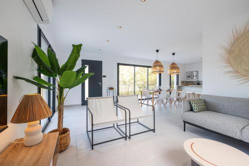 Koplietošanas atpūtas telpa ar TV, Villa Riviera - Nouveaute entre mer et montagnes in Colomars