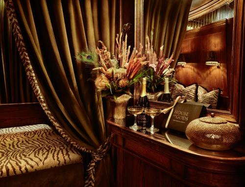 House of Gods Glasgow – Glasgow