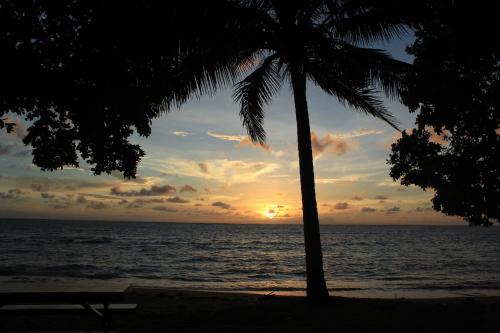 playa, M&A Riverside Beach Bungalows in Babeldaob Island
