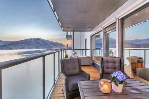 Beautiful home with seaview - Tap to explore photos