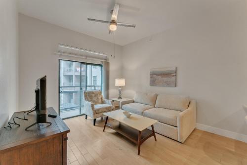 Cozy 1 Bedroom Suite, Pool, Gym, Parking Cs in Dallas, USA