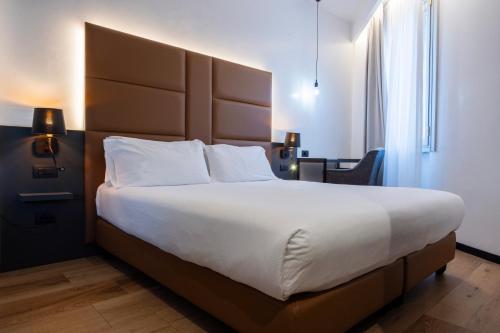London Hotel, Milan (photo 5)