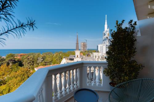 Tapis Rouge Design Boutique Hotel - Batumi