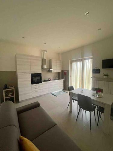 Apartment near Como and Milan with private garage - Mozzate