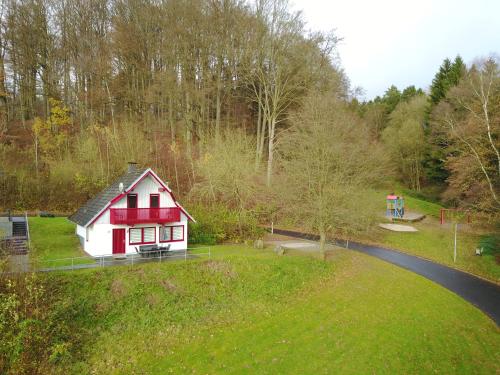 Exterior view of Huis 38 Seepark Kirchheim