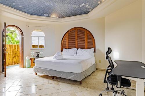 The Oasis Tulum Luxury Front Beach Villa 8 Rooms in Tancar, Mexico