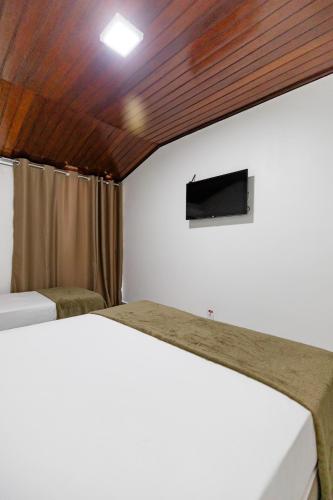 Standard Triple Room image 6