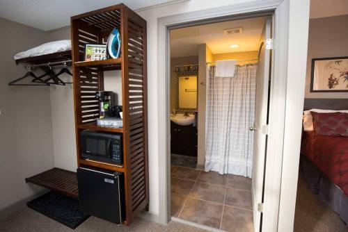 Dodici Night Suites in Washington, USA