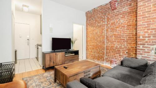 Apartment 223: Hells Kitchen in New York, USA