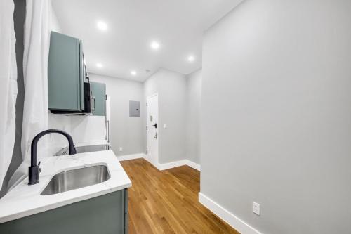 Apartment 683: Columbus Circle in New York, USA