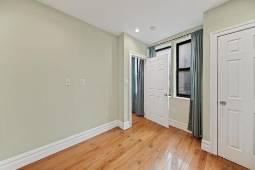 Apartment 494: East Village in New York, USA
