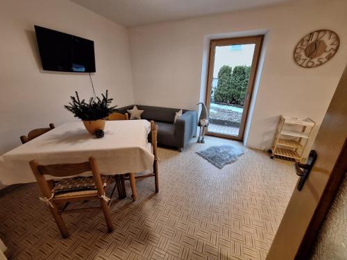 Villa Noce 1 - apartment with garden in Tesero