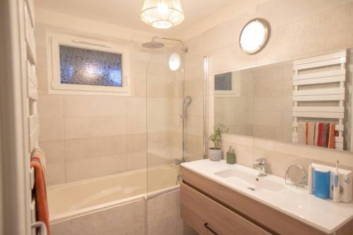 Bel appartement avec baignoire, Страсбург (фото 11)