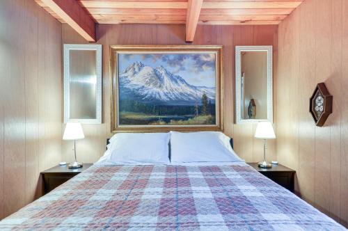 Inviting Mt Hood Cabin with Deck 1 Mi to Skibowl! - image 11
