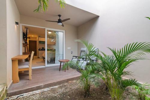 Marina Haven Rooftop Jacuzzis Prvt Dock BBQ & Pool in Puerto Aventuras, Mexico
