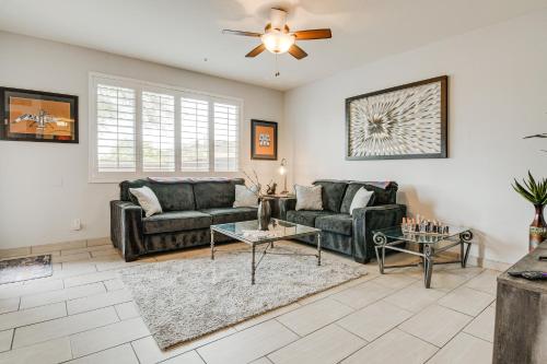 Golf, Hike and Bike Townhome in Fountain Hills! in ฟาวเท่นฮิลล์