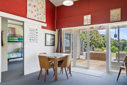 Viesnīcas āriene, Sunlit Retreat - Te Horo Beach Holiday Home in Tehoro