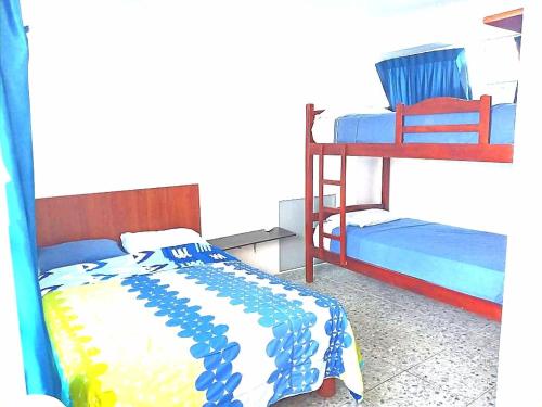 2 double beds