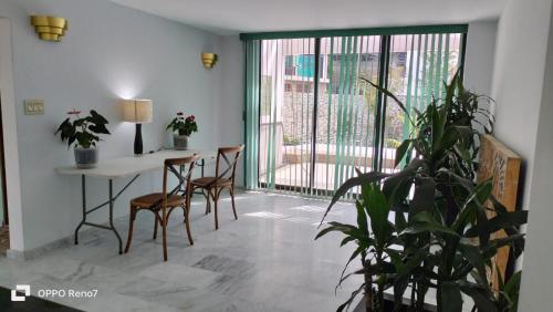 Habitaciones remodeladas con areas comunes