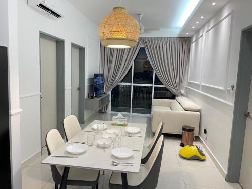 Zen Inhouse Playground - Pinnacle Sri Petaling, Kuala Lumpur