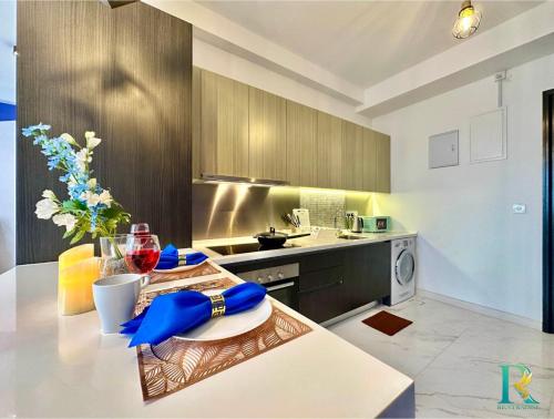 650平方米開放式公寓 (新山市中心) - 有1間私人浴室 Sierra Suite . Sky88 @ Studio 2Pax Bathtub nearCIQ