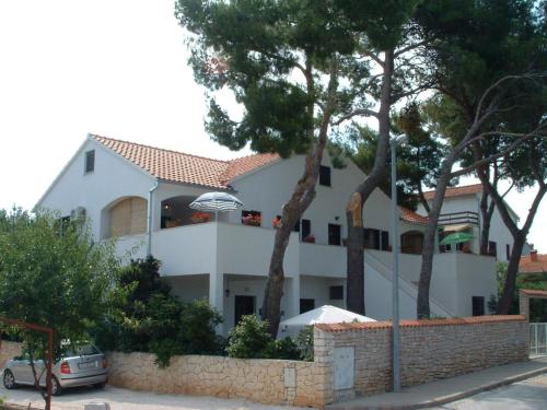 Apartments Dinka - cosy & pet friendly