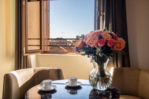 Kilátás, Palazzo Keller near Grassi Palota